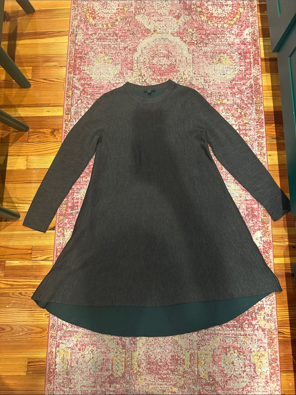 COS Dark Gray Long-Sleeve A-Line Dress with Deep Green Hem